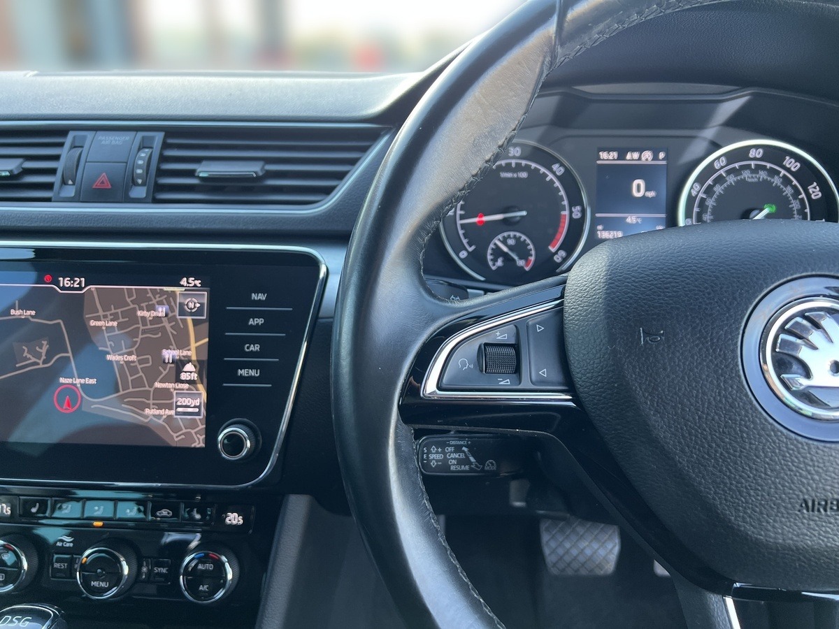 Used Skoda Superb 2018 for sale - 77702654: Photo 14