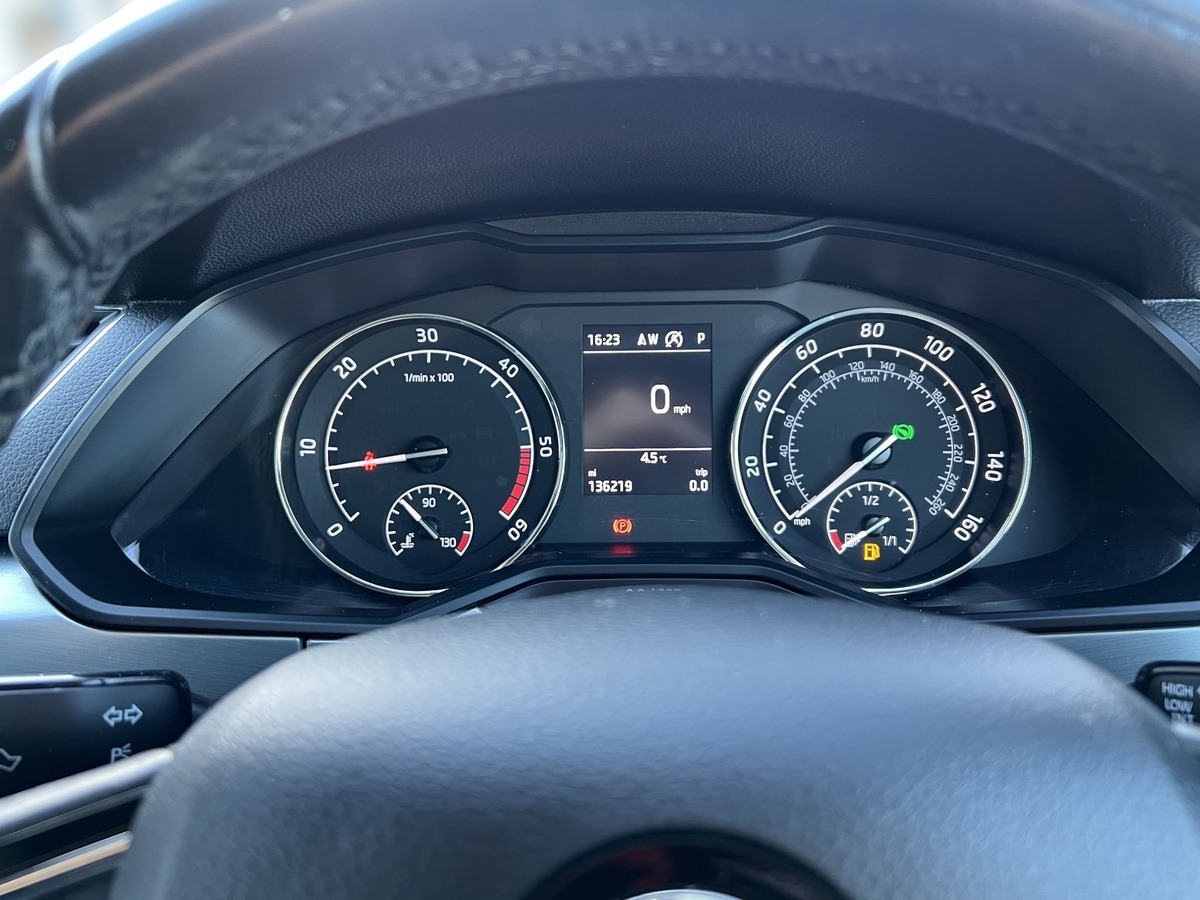 Used Skoda Superb 2018 for sale - 77702654: Photo 15