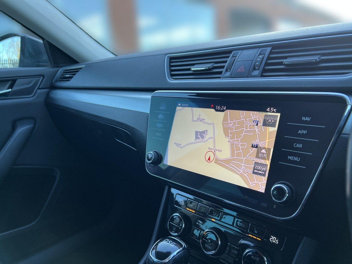 Used Skoda Superb 2018 for sale - 77702654: Photo 20