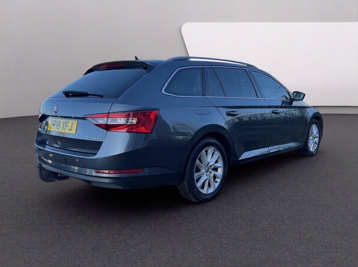 Used Skoda Superb 2018 for sale - 77702654: Photo 7