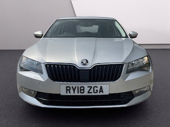 Used Skoda Superb 2018 for sale - 79277425: Photo