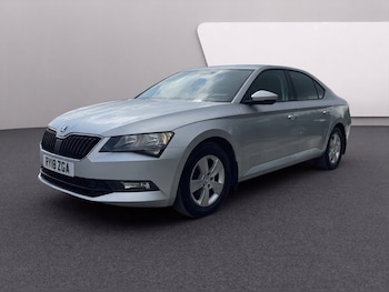 Used Skoda Superb 2018 for sale - 79277425: Photo