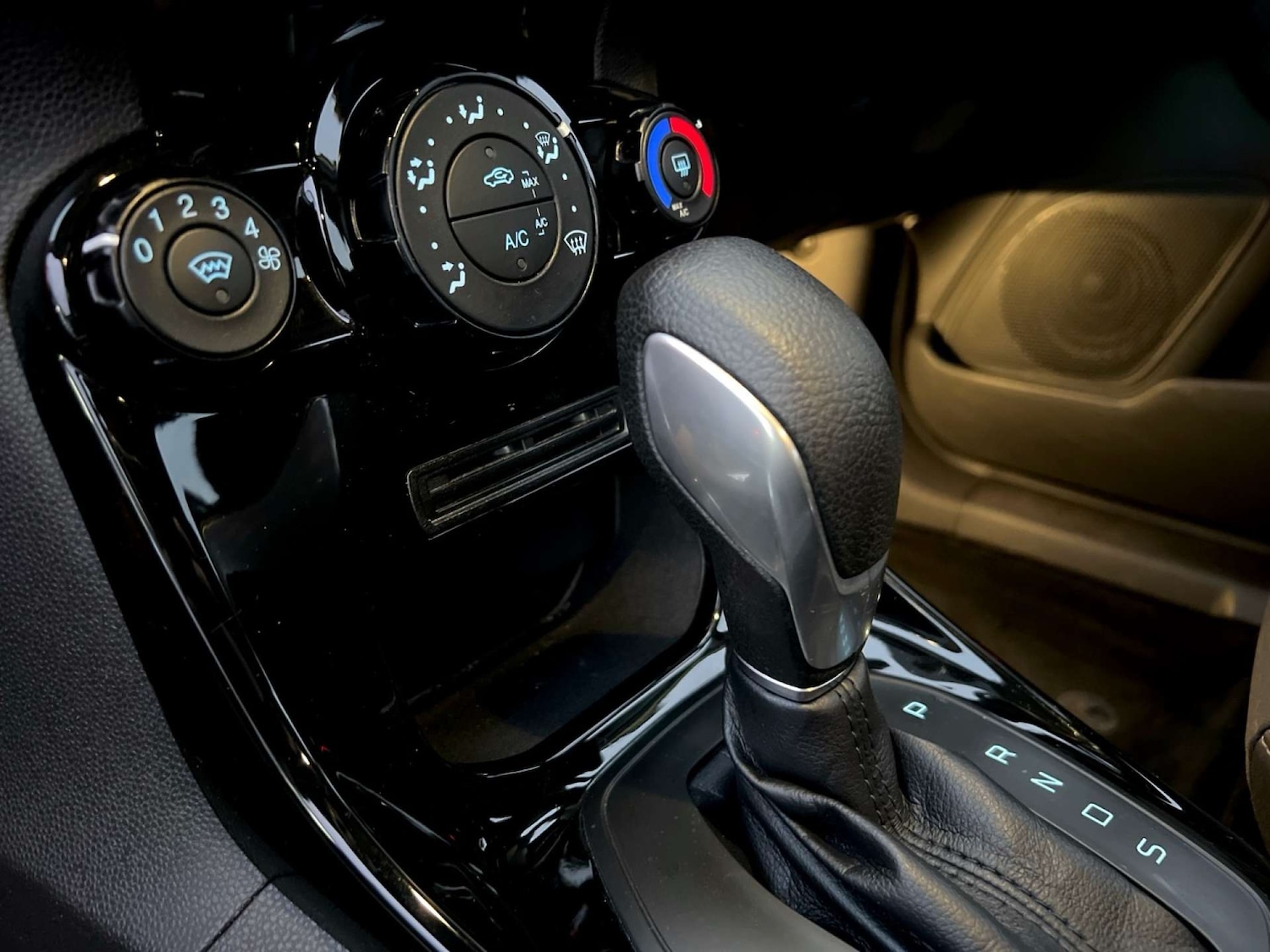 Used Ford Fiesta 2014 for sale - 76628311: Photo 19