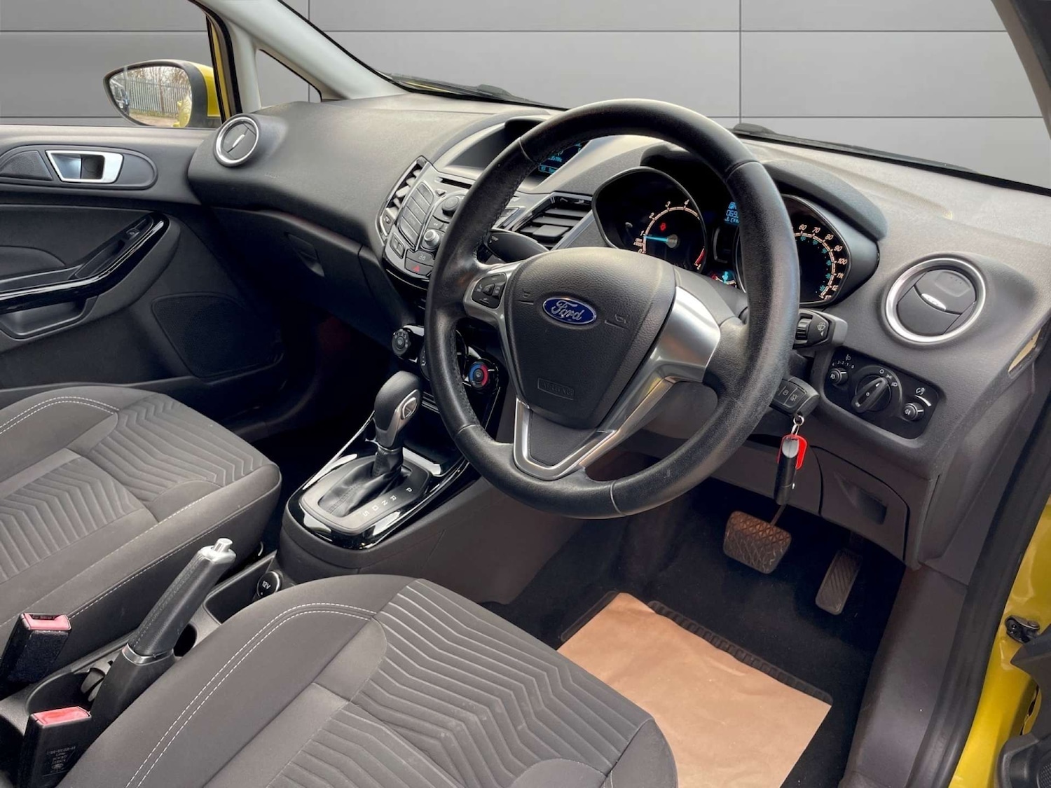 Used Ford Fiesta 2014 for sale - 76628311: Photo 7