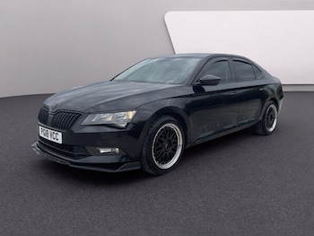 Used Skoda Superb 2018 for sale - 78513847: Photo