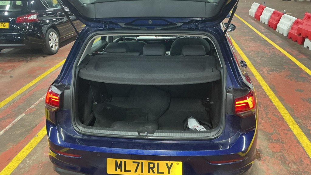 Used Volkswagen Golf 2021 for sale - 77663062: Photo 23