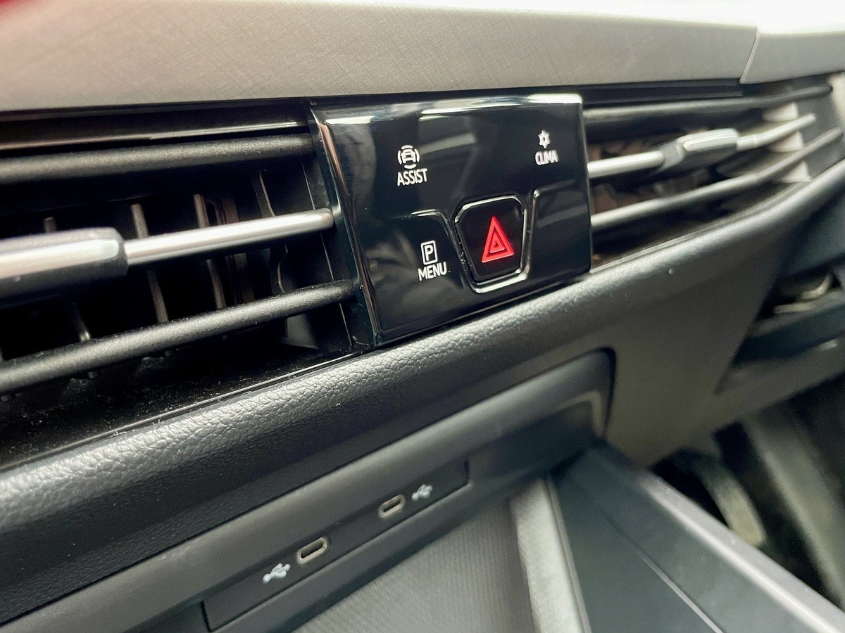 Used Volkswagen Golf 2021 for sale - 77663062: Photo 24