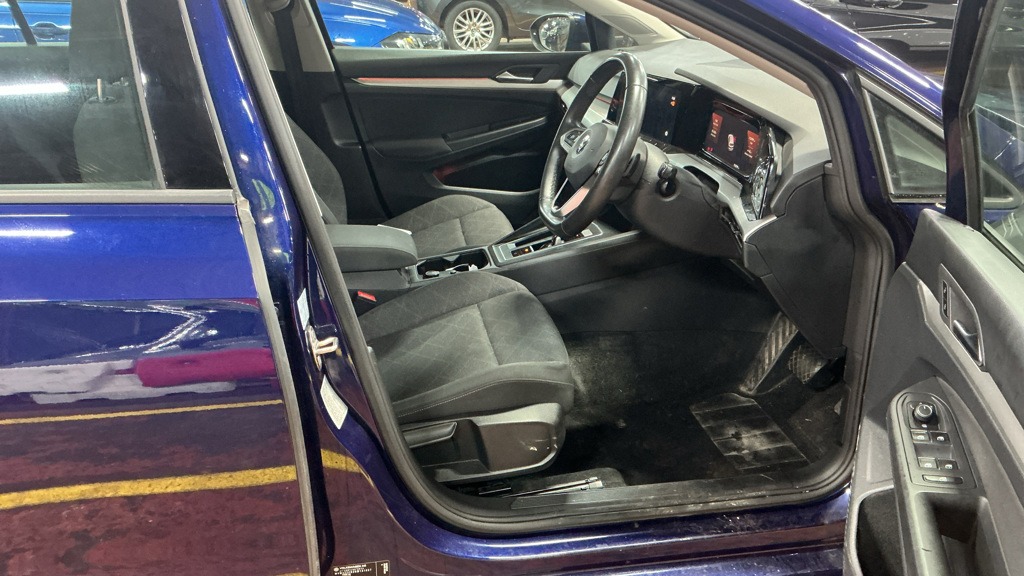 Used Volkswagen Golf 2021 for sale - 77663062: Photo 9