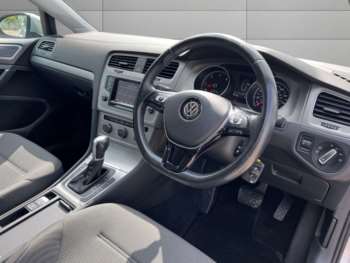 Used Volkswagen Golf 2015 for sale - 74669376: Photo