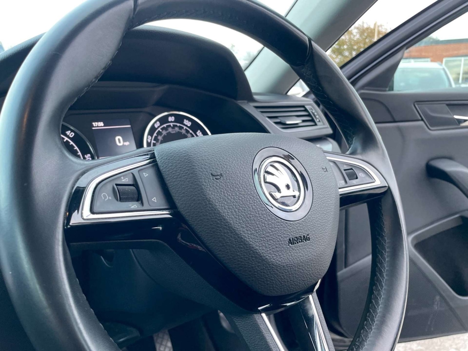 Used Skoda Superb 2019 for sale - 76628288: Photo 26