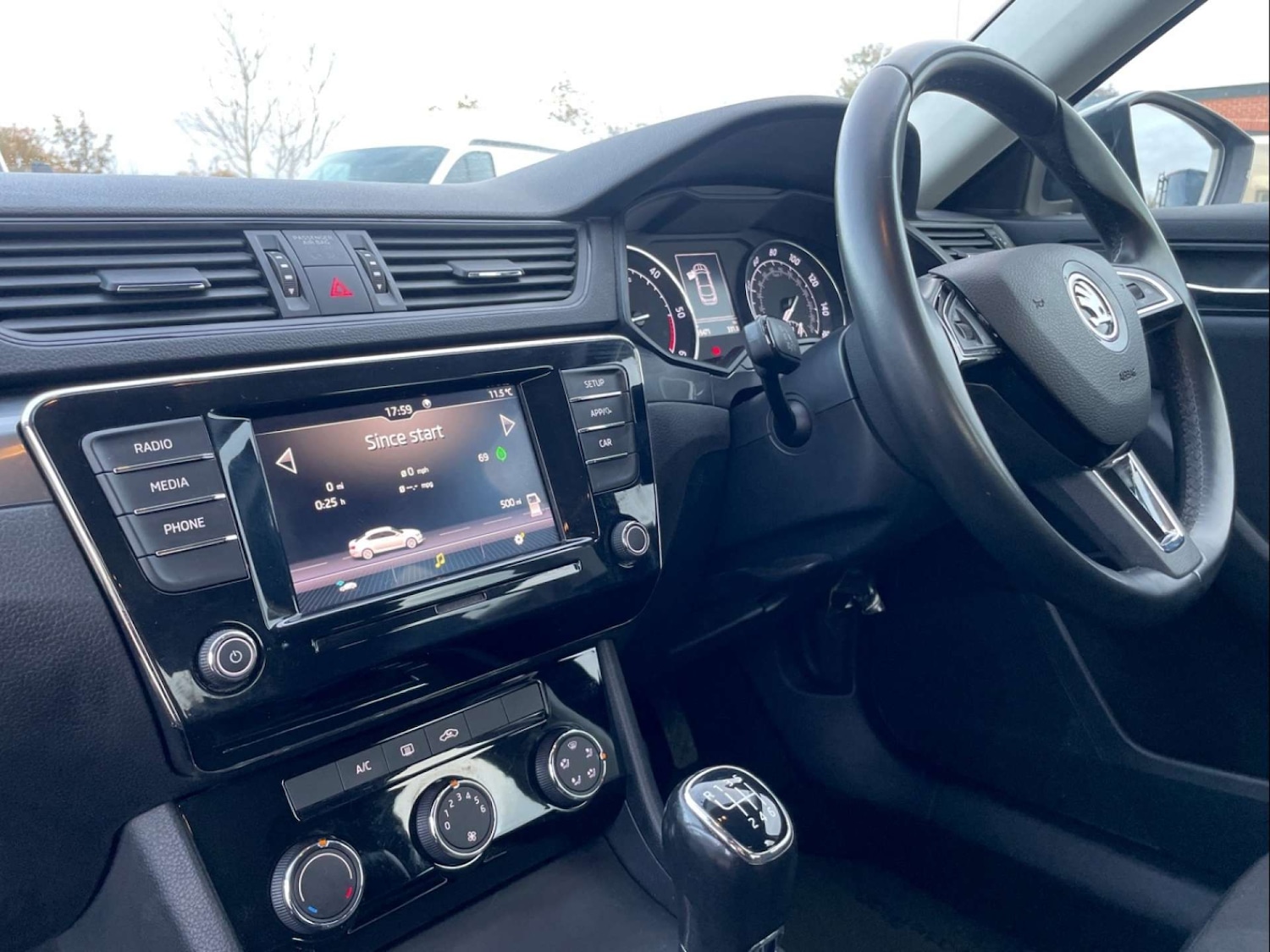 Used Skoda Superb 2019 for sale - 76628288: Photo 27