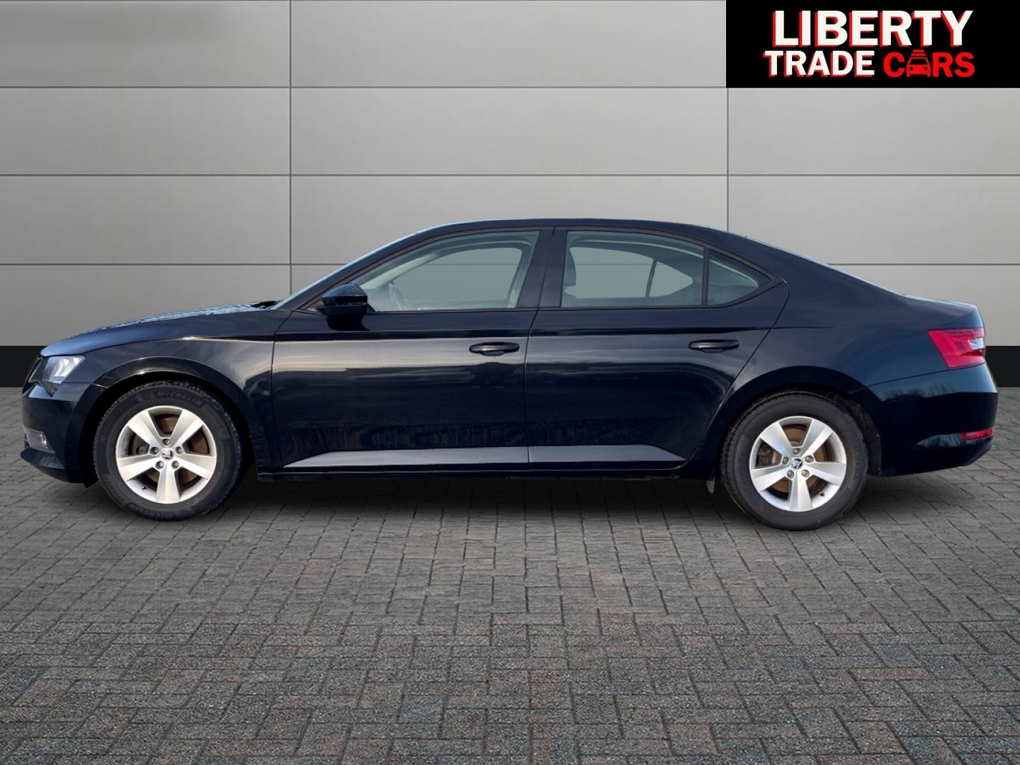 Used Skoda Superb 2019 for sale - 76628288: Photo 31