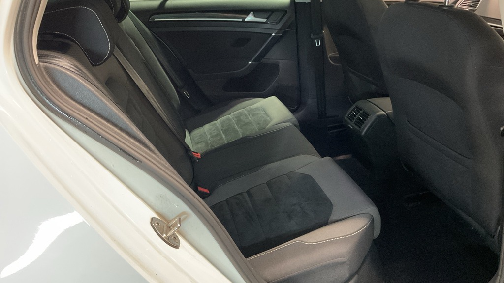 Used Volkswagen Golf 2016 for sale - 76848920: Photo 6