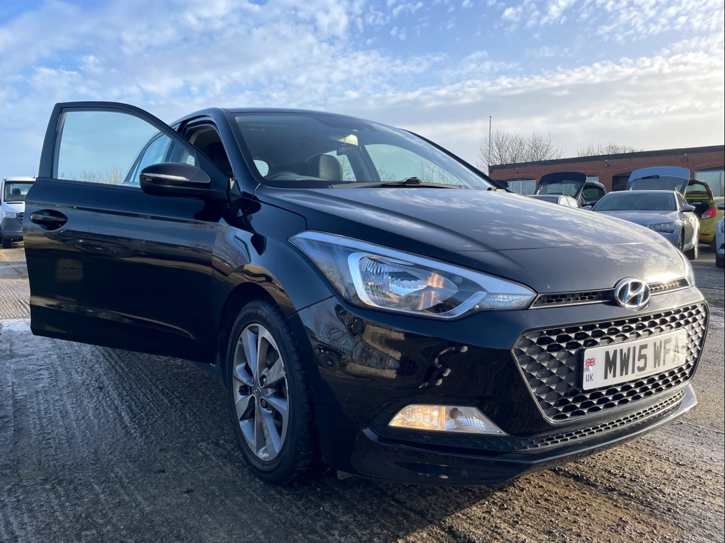 Used Hyundai i20 2015 for sale - 76848908: Photo 13