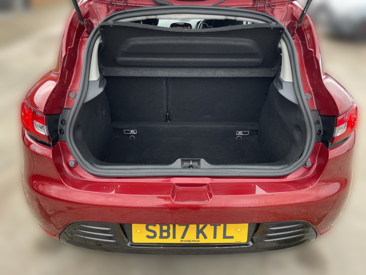 Used Renault Clio 2017 for sale - 77776557: Photo 10