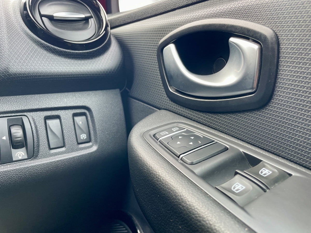 Used Renault Clio 2017 for sale - 77776557: Photo 5