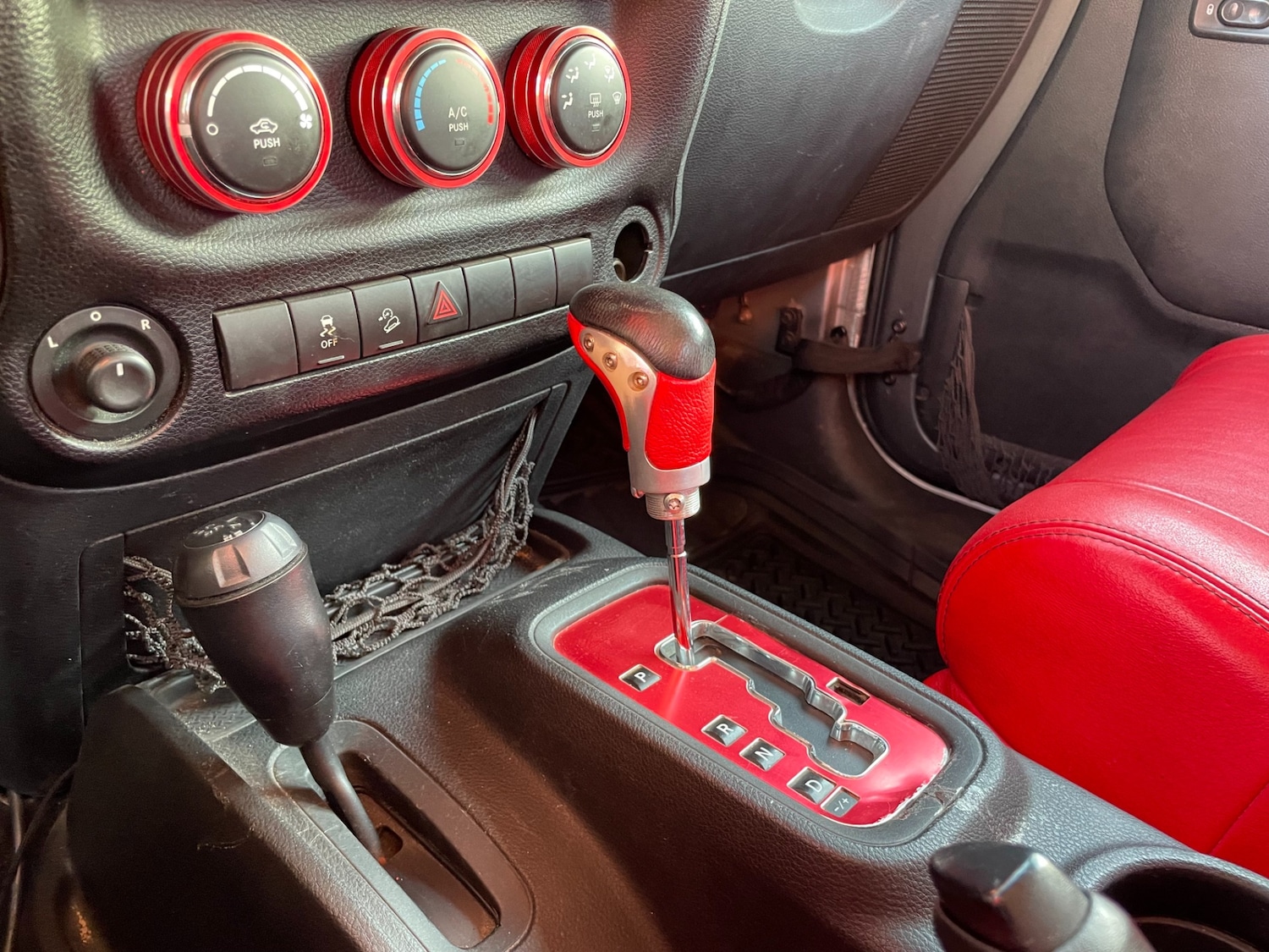 Used Jeep Wrangler 2012 for sale - 77025319: Photo 34