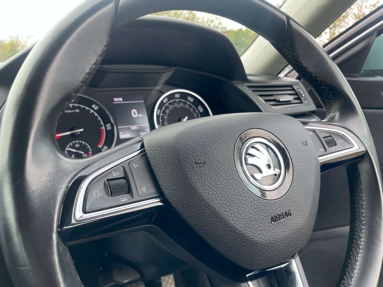 Used Skoda Superb 2025 for sale - 76628292: Photo 12