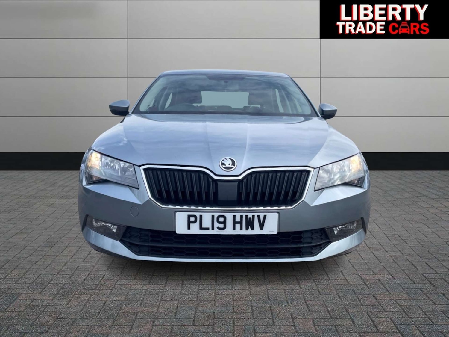 Used Skoda Superb 2025 for sale - 76628292: Photo 2