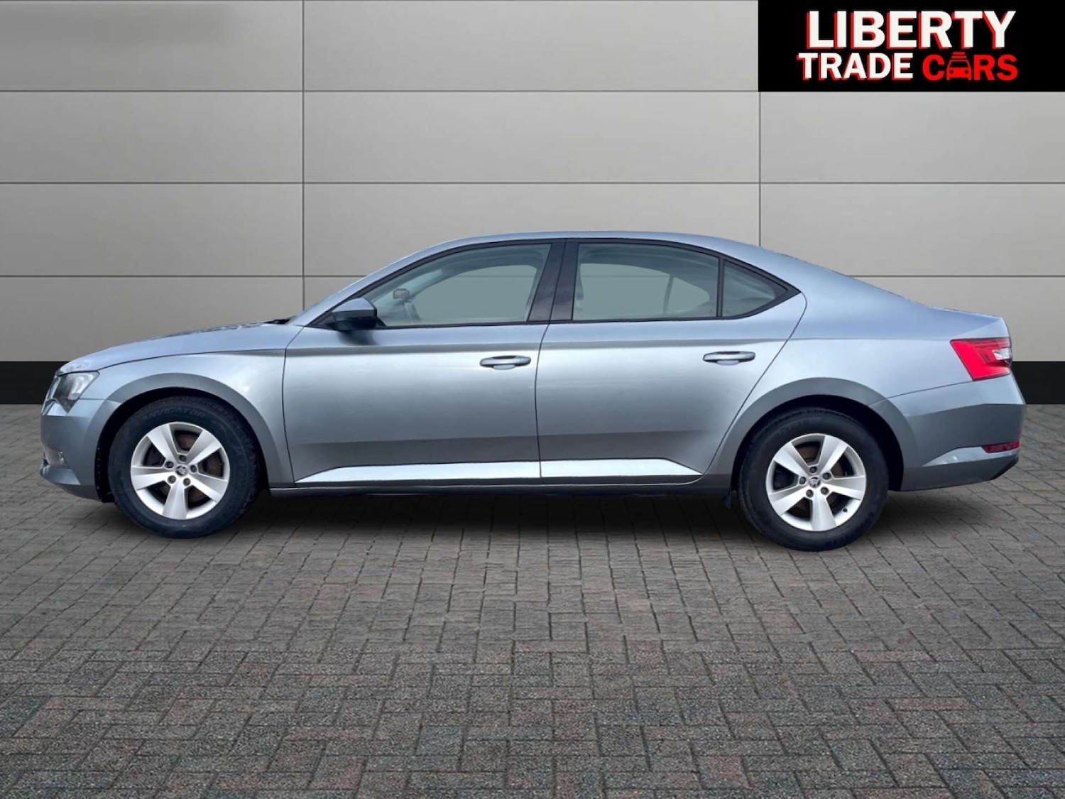 Used Skoda Superb 2025 for sale - 76628292: Photo 5