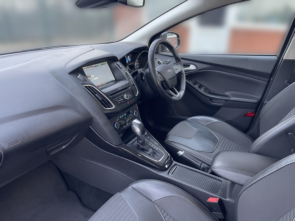 Used Ford Focus 2015 for sale - 77917585: Photo 16