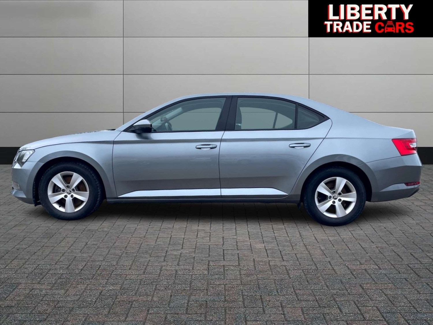 Used Skoda Superb 2025 for sale - 76628301: Photo 4