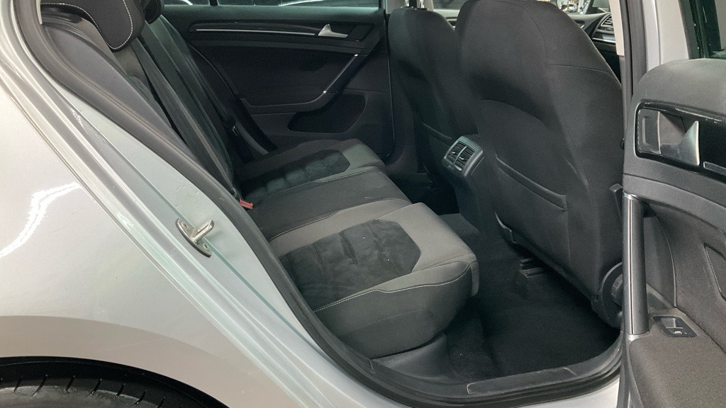 Used Volkswagen Golf 2015 for sale - 77012426: Photo 9