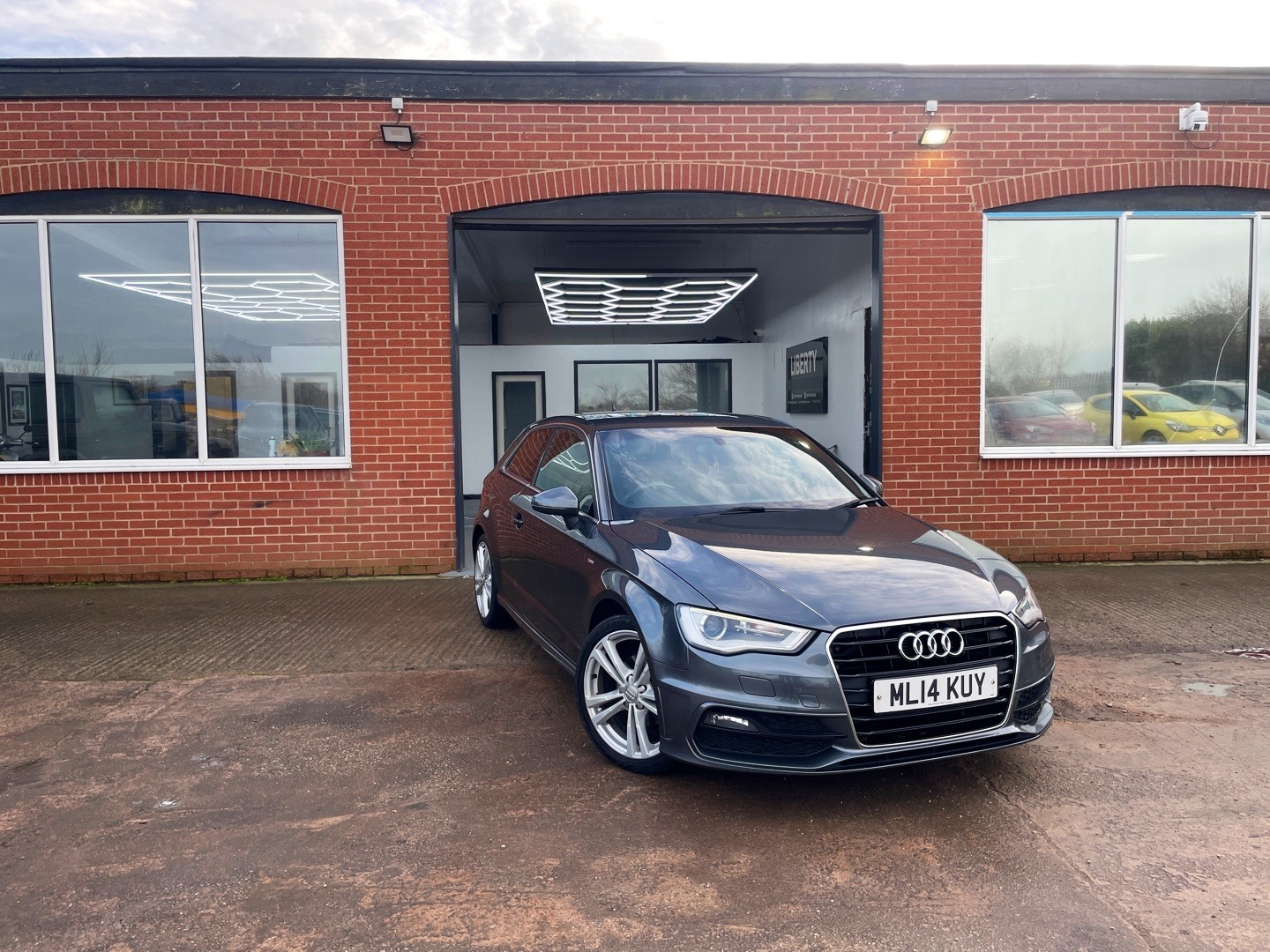 Used Audi A3 2014 for sale - 77198283: Photo 24