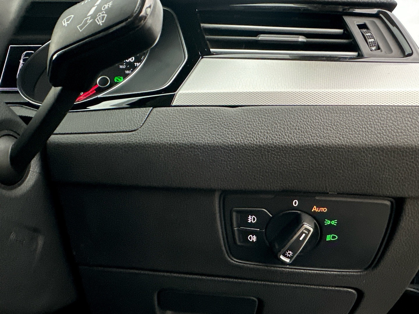 Used Volkswagen Passat 2018 for sale - 77301519: Photo 21