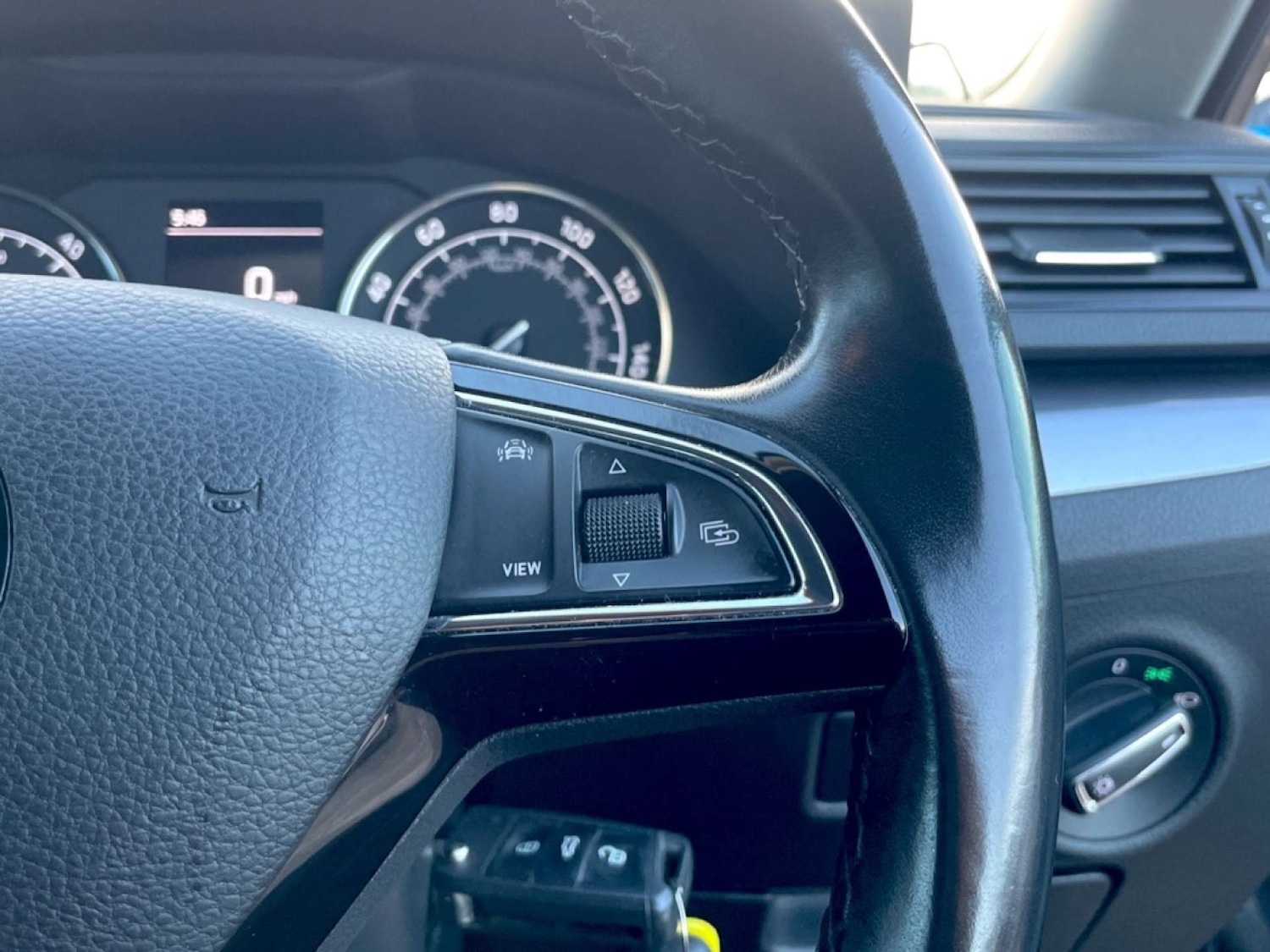 Used Skoda Superb 2025 for sale - 76628294: Photo 17