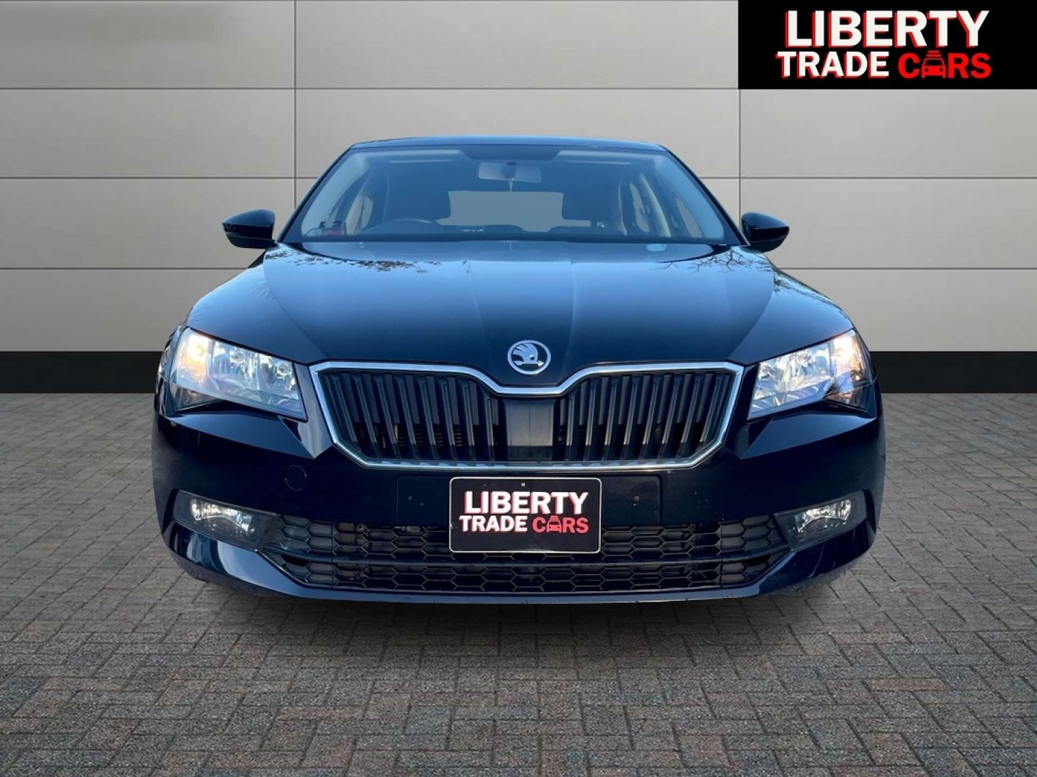 Used Skoda Superb 2025 for sale - 76628294: Photo 2