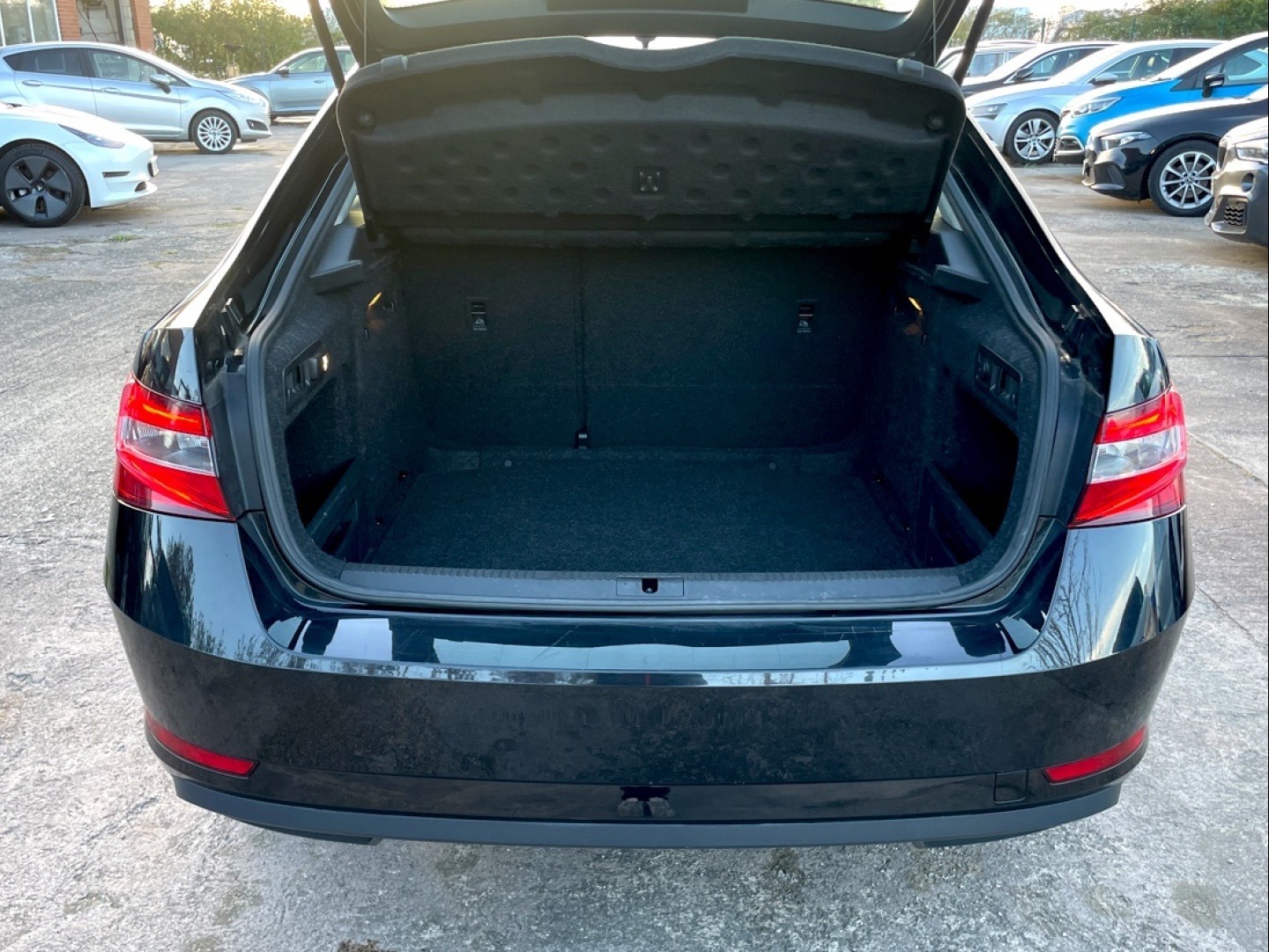 Used Skoda Superb 2019 for sale - 76628294: Photo 31