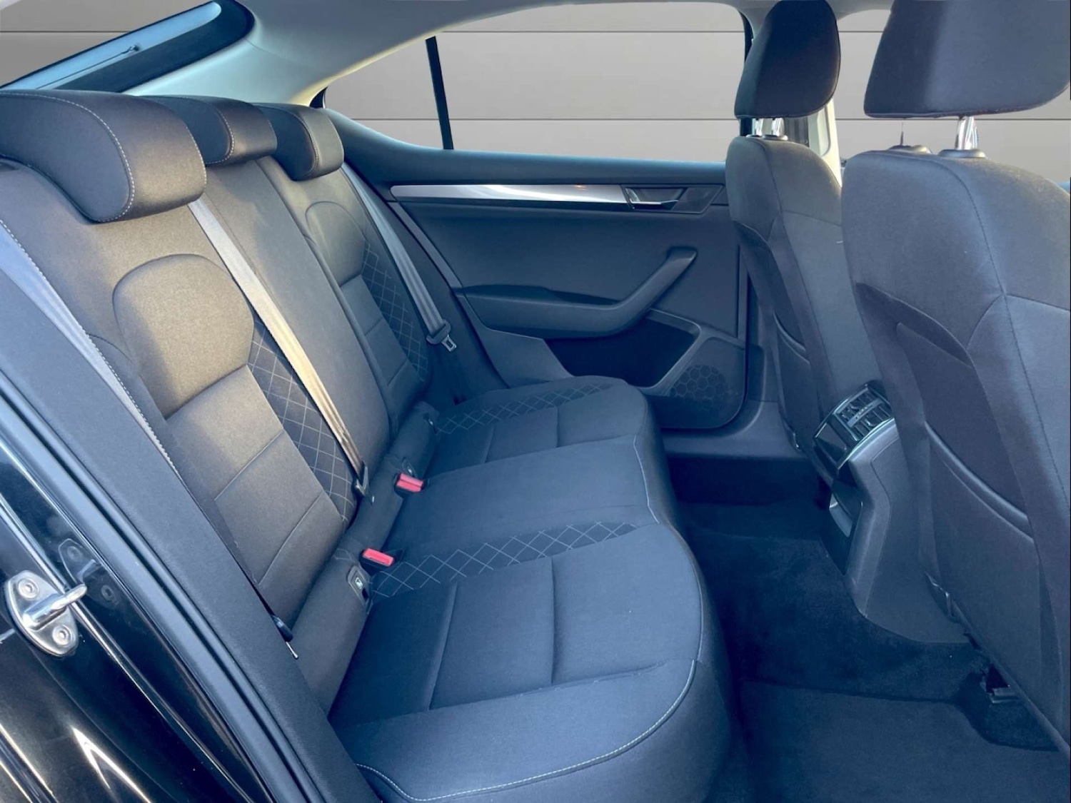 Used Skoda Superb 2025 for sale - 76628294: Photo 4