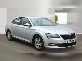 Used Skoda Superb 2018 for sale - 78745246: Photo