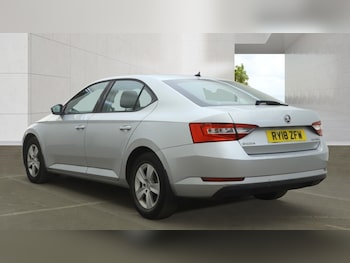 Used Skoda Superb 2018 for sale - 78745246: Photo