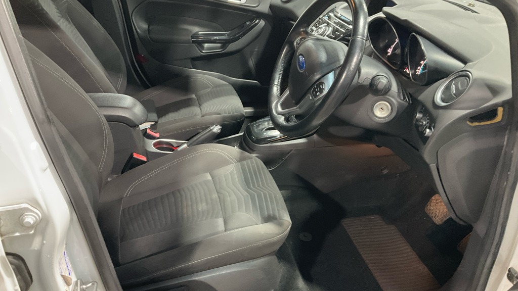 Used Ford Fiesta 2013 for sale - 77149253: Photo 16