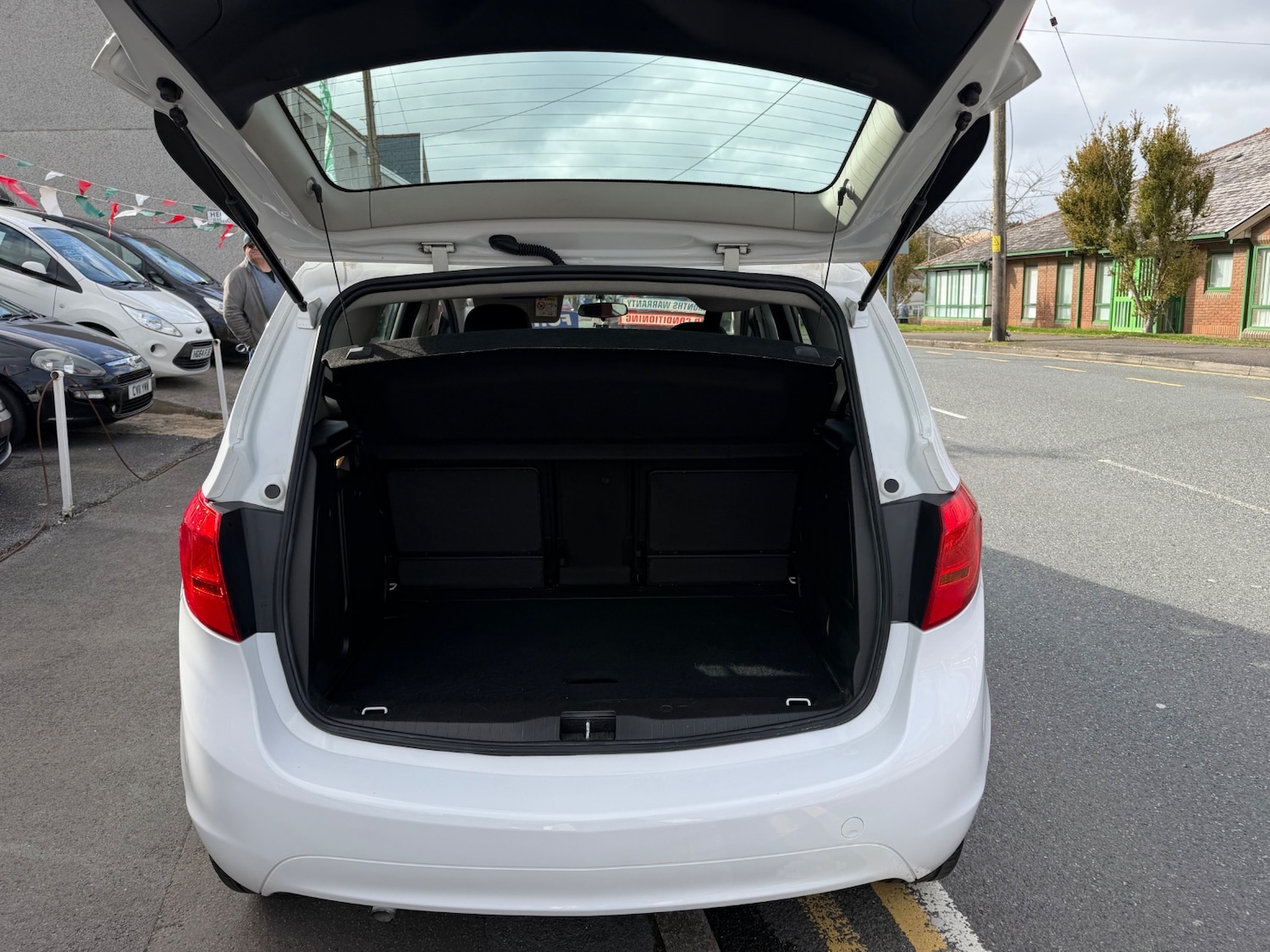 Used Vauxhall Meriva 2016 for sale - 78092658: Photo 5