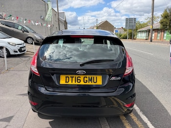Used Ford Fiesta 2016 for sale - 79440473: Photo