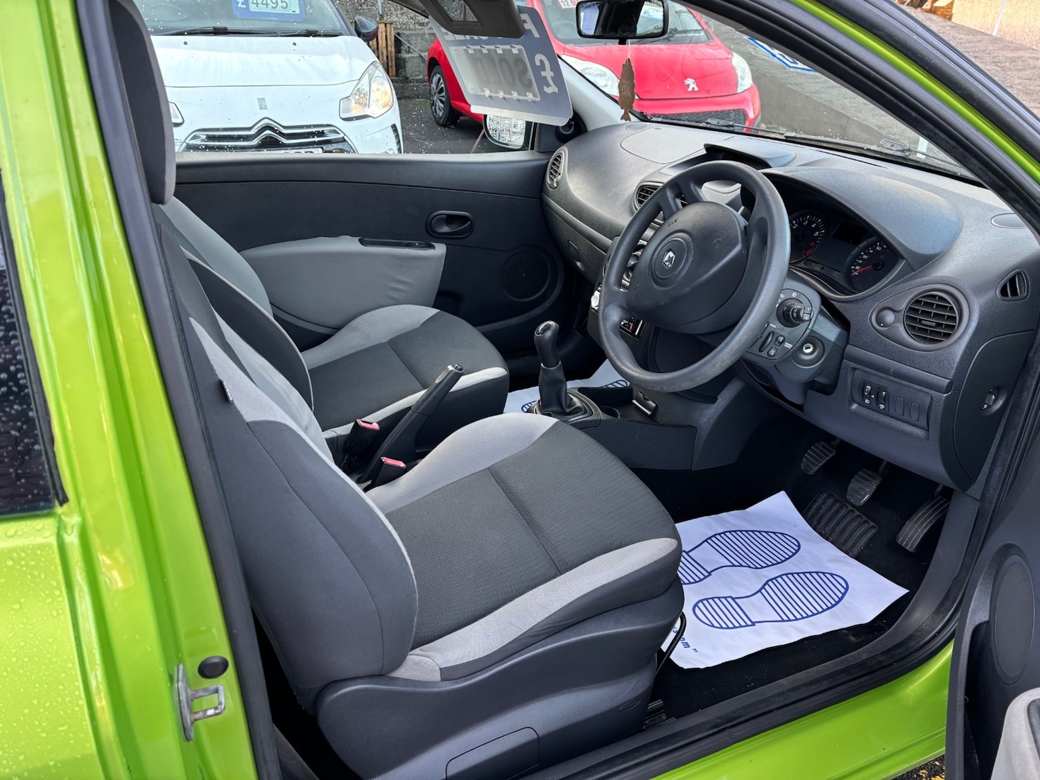 Used Renault Clio 2010 for sale - 76974713: Photo 8