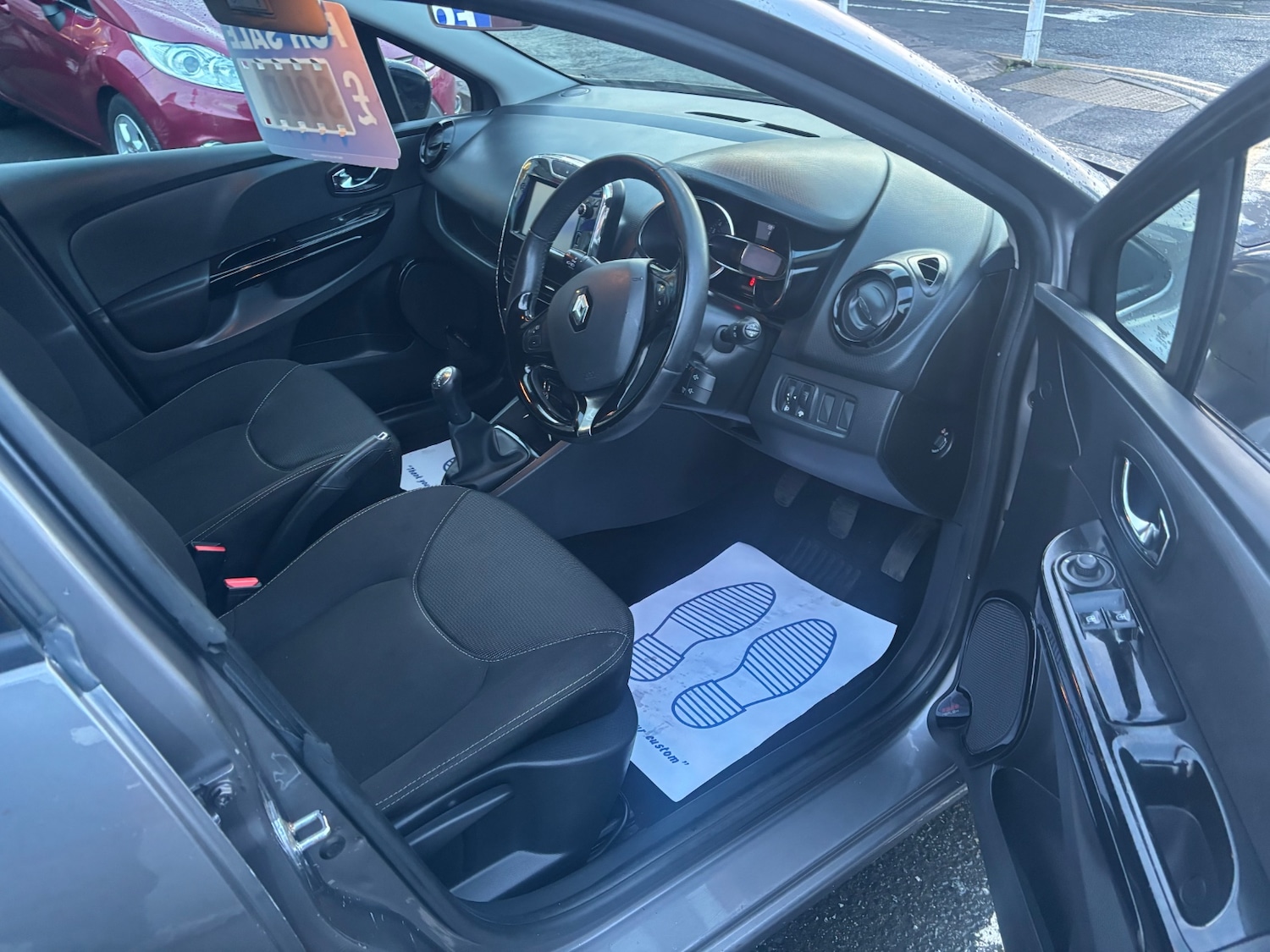 Used Renault Clio 2014 for sale - 77883620: Photo 14