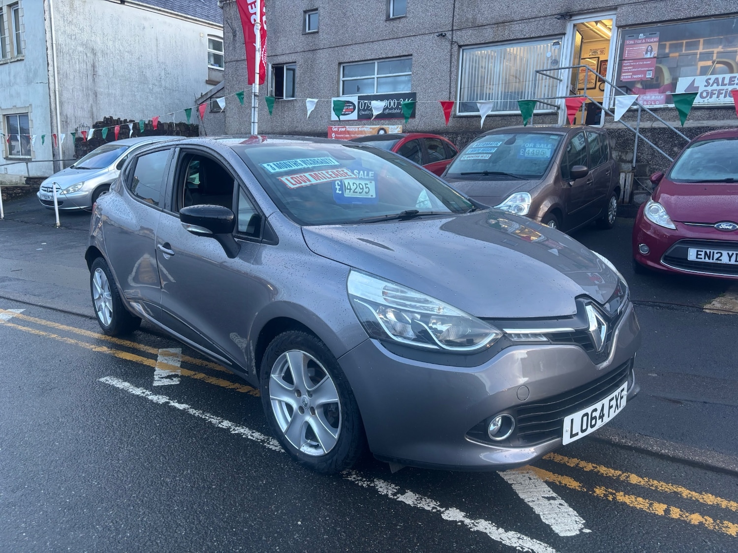 Used Renault Clio 2014 for sale - 77883620: Photo 2