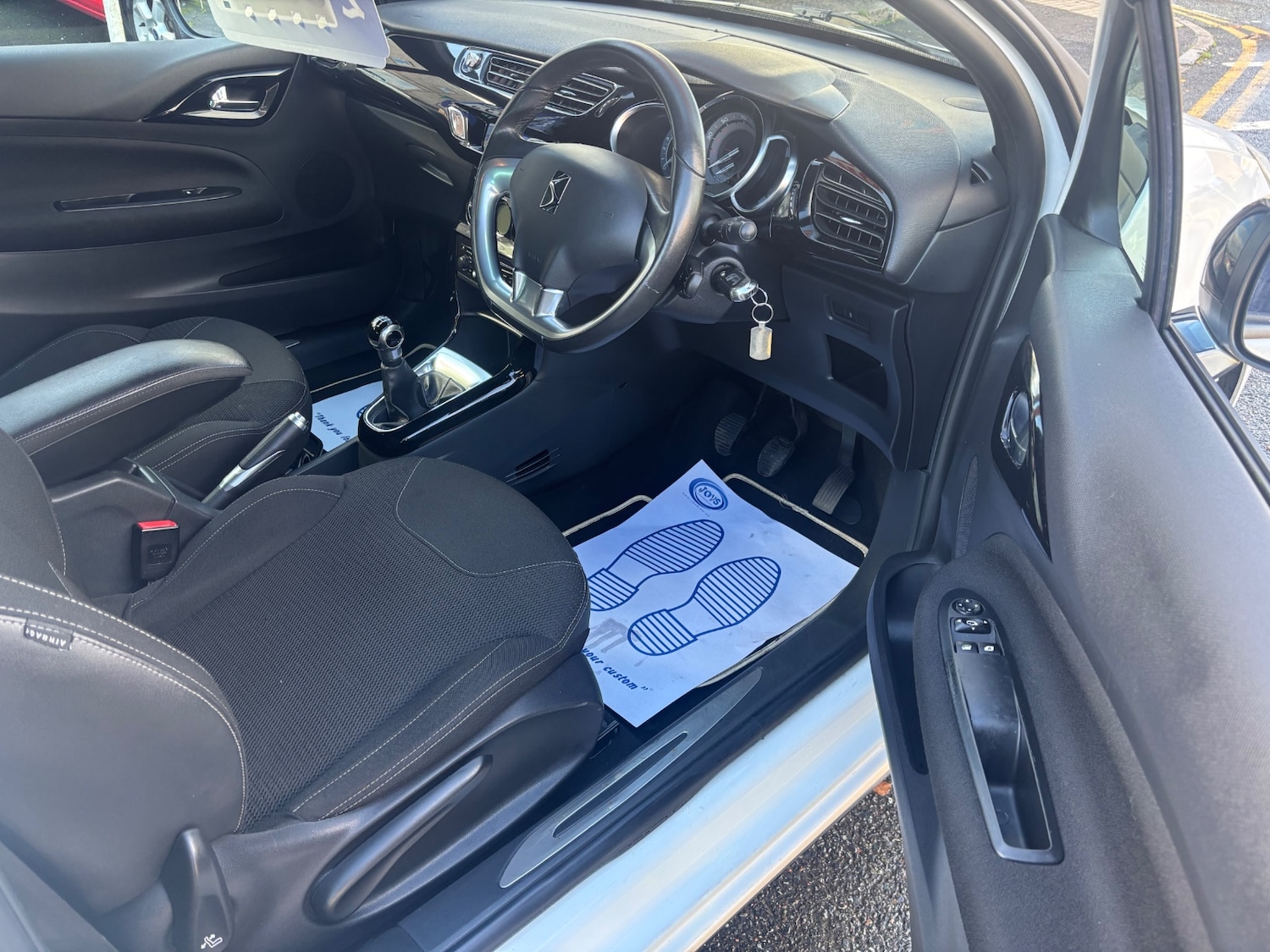 Used Citroen DS3 2013 for sale - 76589003: Photo 9