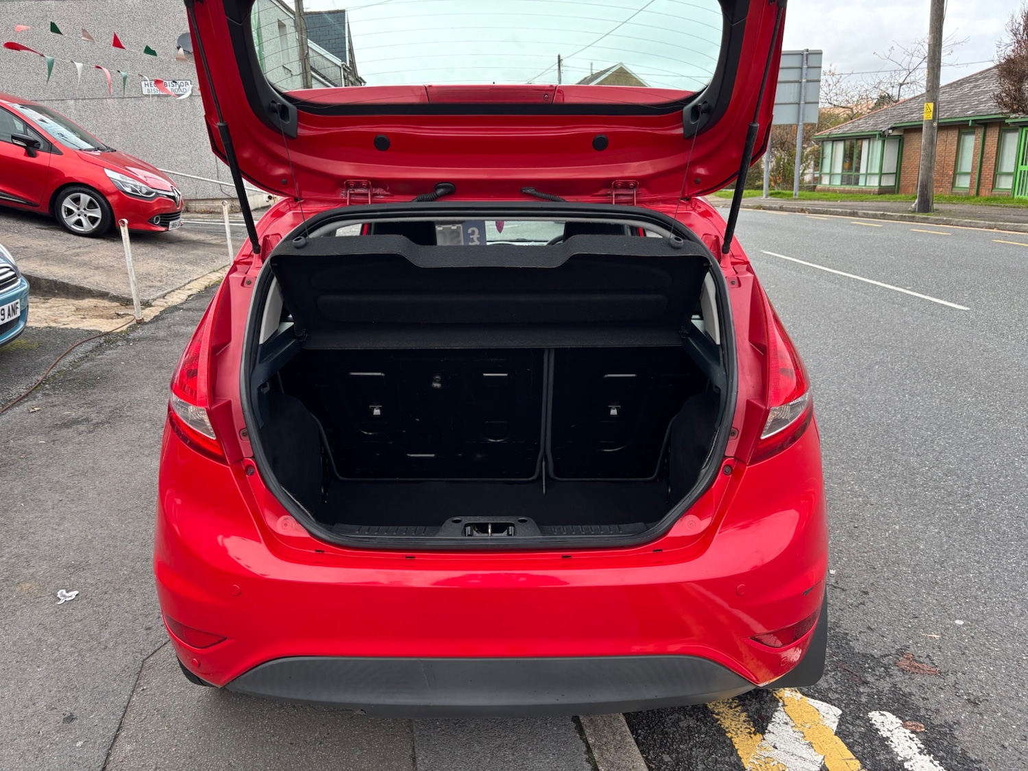 Used Ford Fiesta 2011 for sale - 76387454: Photo 7