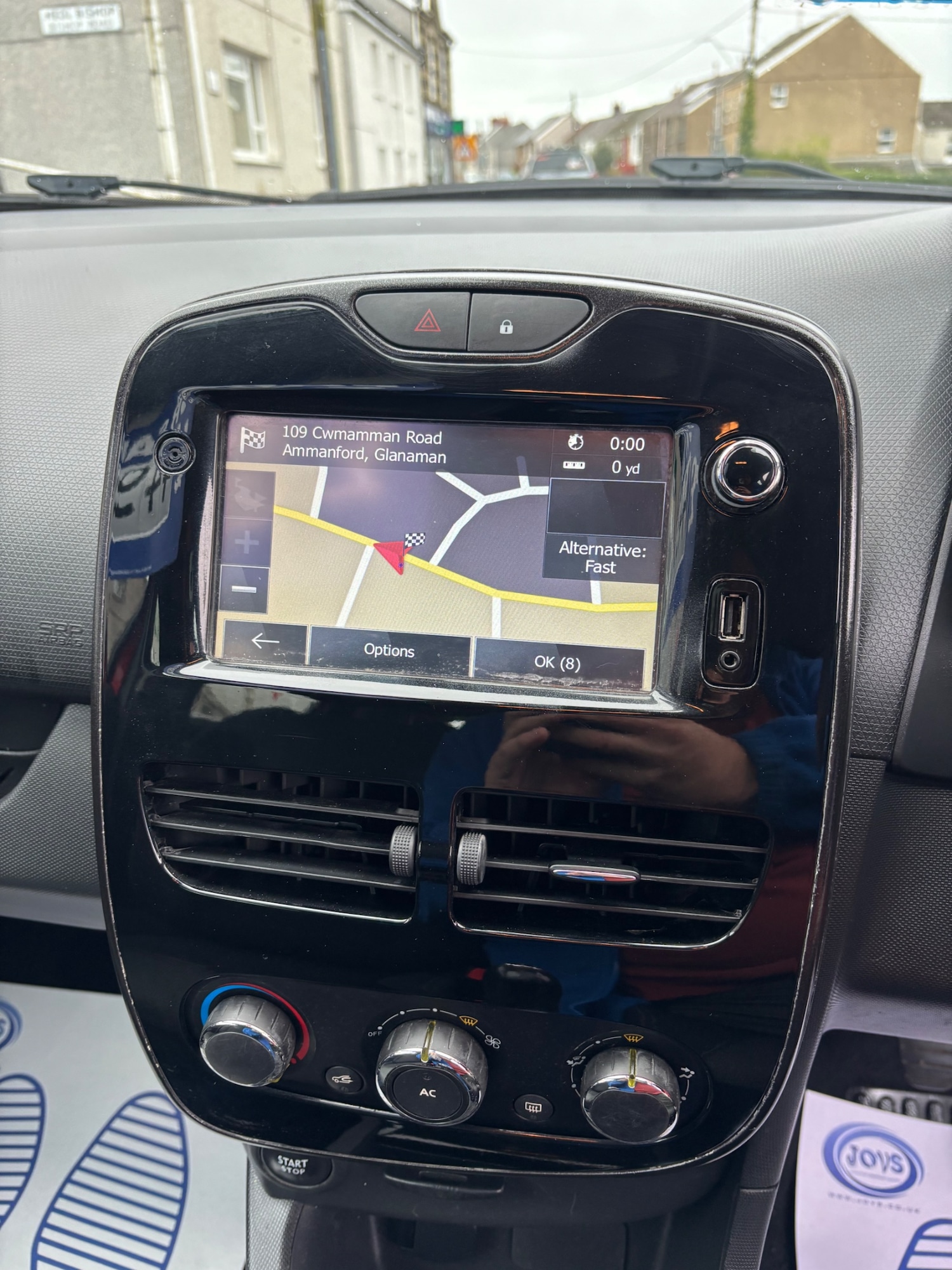 Used Renault Clio 2014 for sale - 76380242: Photo 13