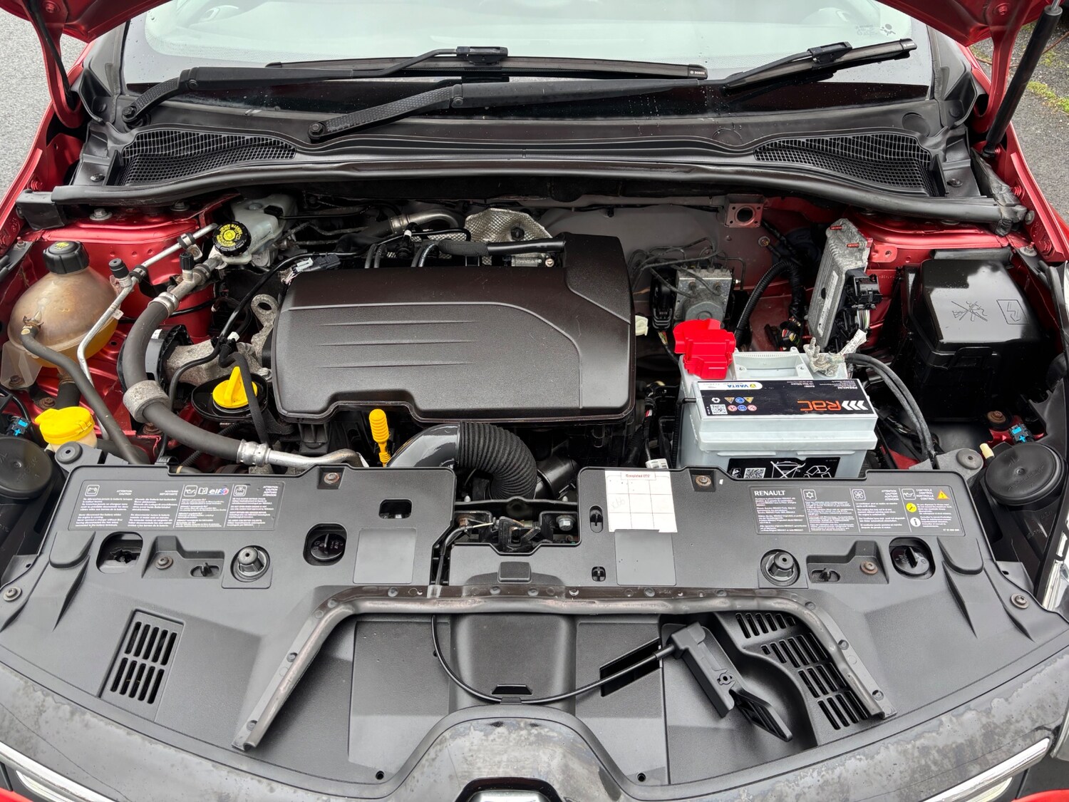 Used Renault Clio 2014 for sale - 76380242: Photo 15