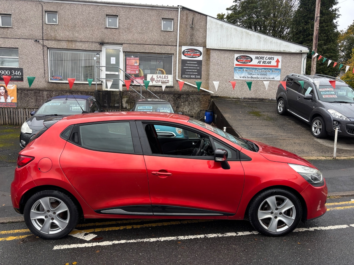 Used Renault Clio 2014 for sale - 76380242: Photo 3
