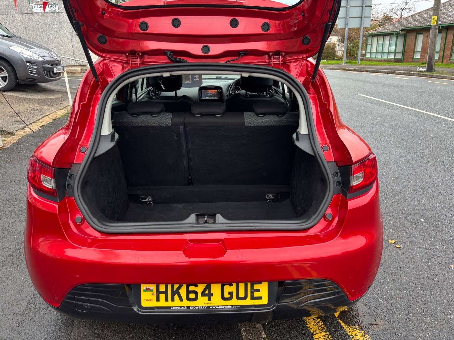 Used Renault Clio 2014 for sale - 76380242: Photo 8