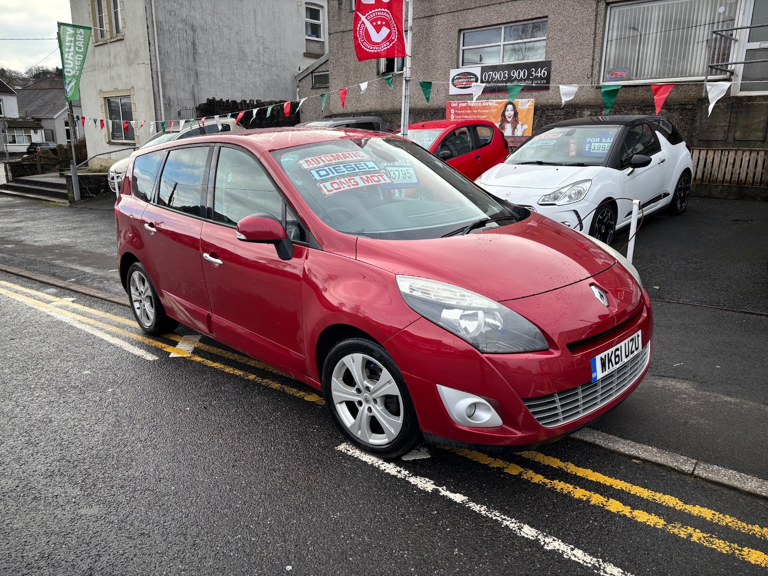 Used Renault Grand Scenic 2011 for sale - 77610377: Photo 2