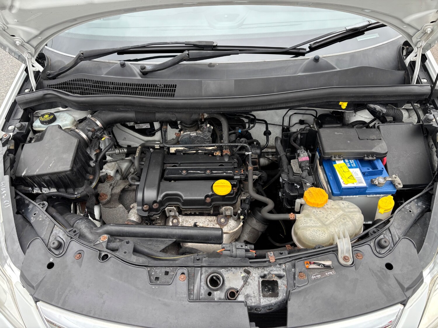 Used Vauxhall Corsa 2012 for sale - 77793098: Photo 11