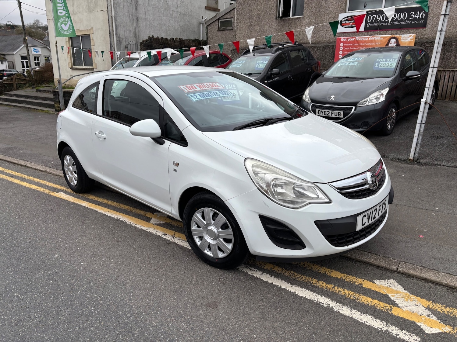 Used Vauxhall Corsa 2012 for sale - 77793098: Photo 3